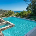 Villa Bay View By *